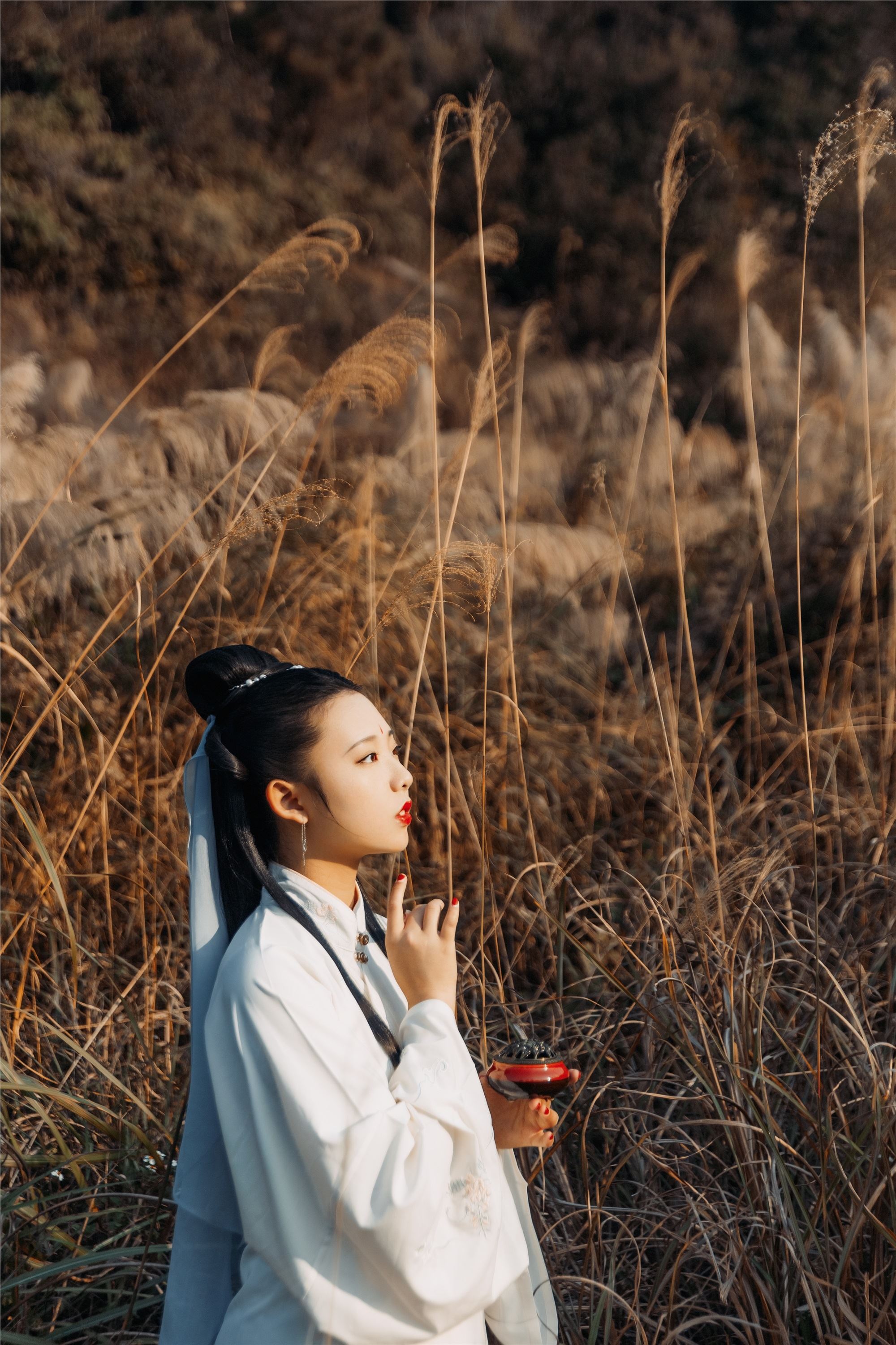 YITUYU艺图语 2021.09.06 忘尘 杍愉